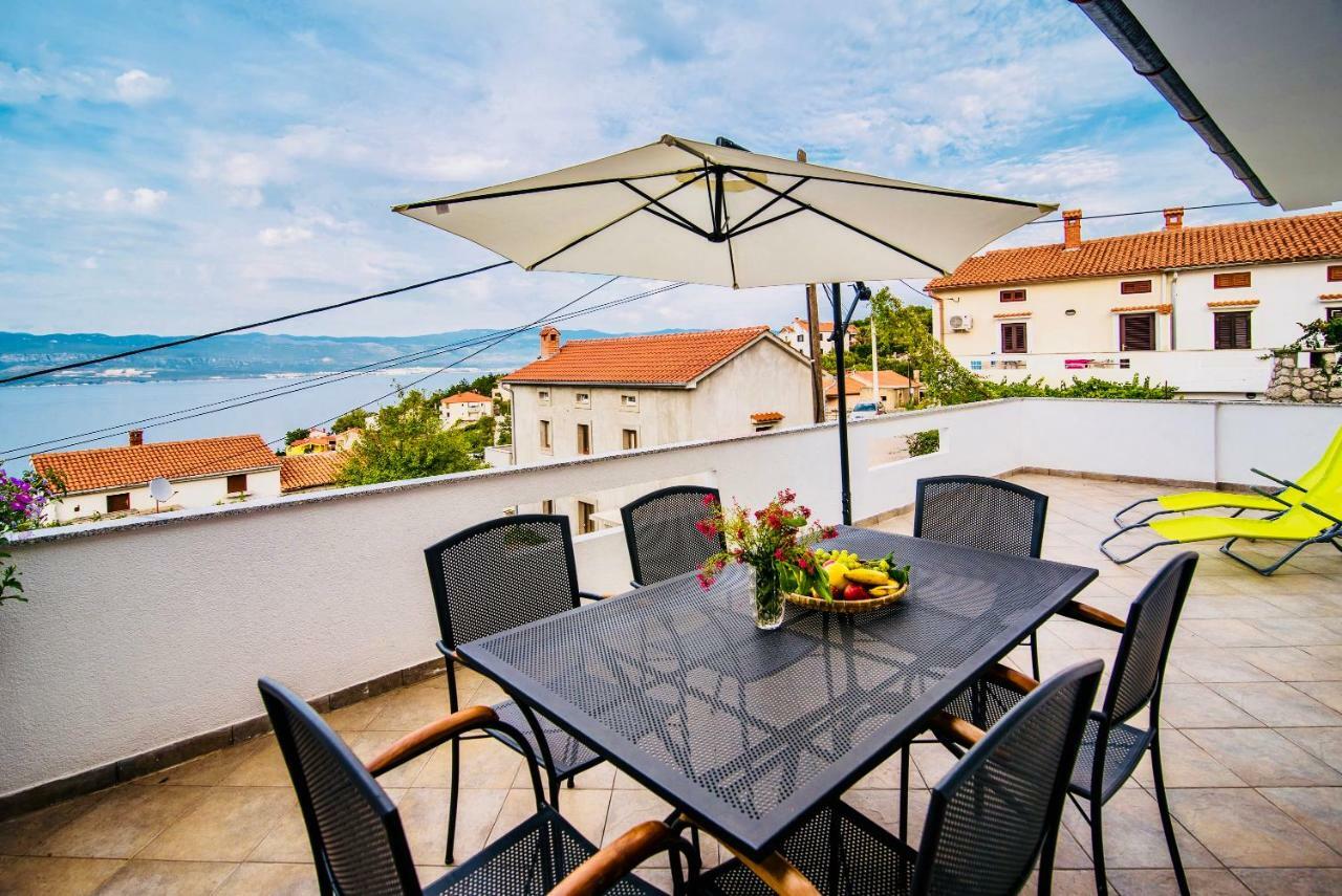 Bura Villa Vrbnik Buitenkant foto