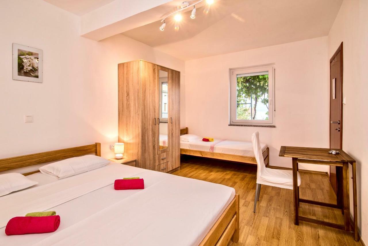 Bura Villa Vrbnik Buitenkant foto