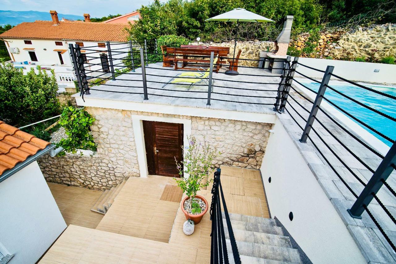 Bura Villa Vrbnik Buitenkant foto
